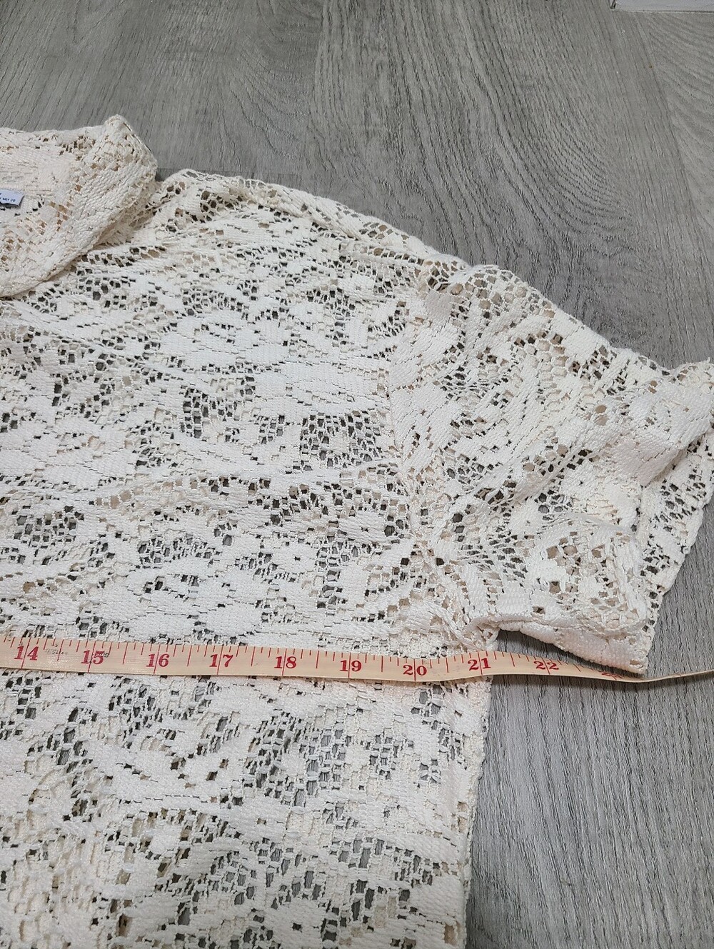 ZARA WOMAN Cream Floral Wave Lace Short-Sleeve Collared Blouse- Medium Boho Chic - Picture 7 of 7